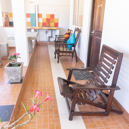 Blumarine Guest House Negombo Exterior foto