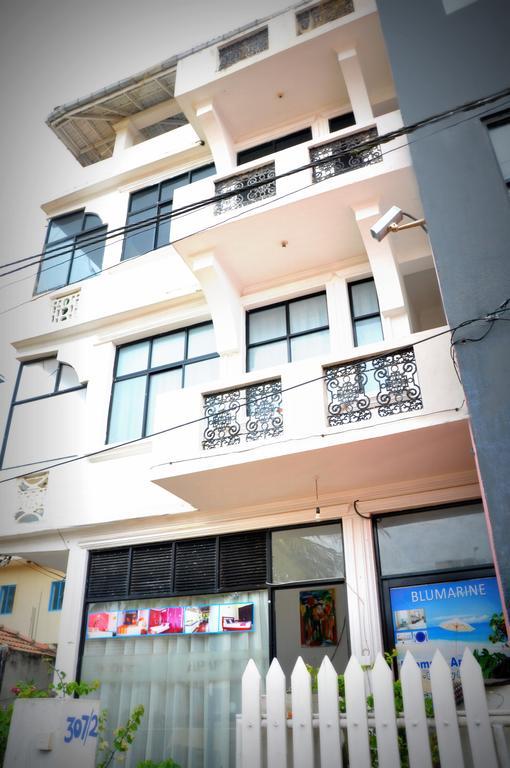Blumarine Guest House Negombo Exterior foto