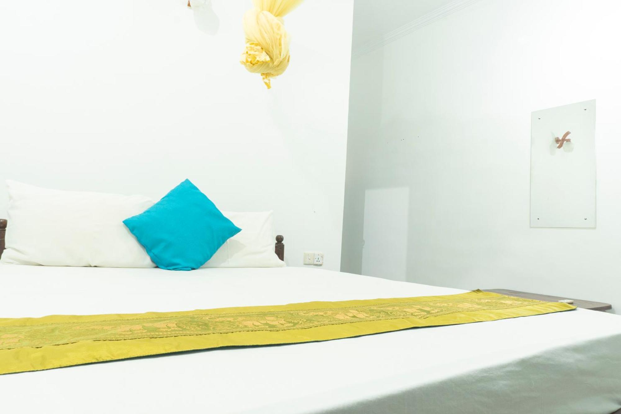 Blumarine Guest House Negombo Exterior foto